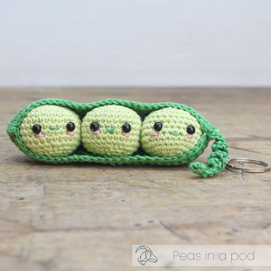 Peas in a pod - crochet kit Handicraft