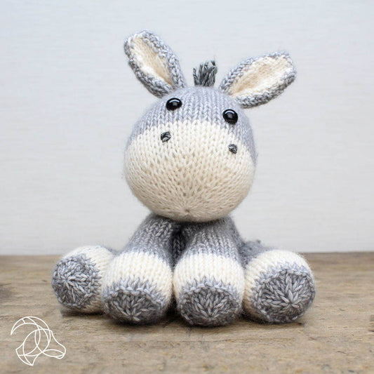 DIY Knitting Kit - Lente Spring Donkey Handicraft